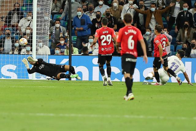 东契奇39+12+10独行侠大胜黄蜂 76人轻取活塞